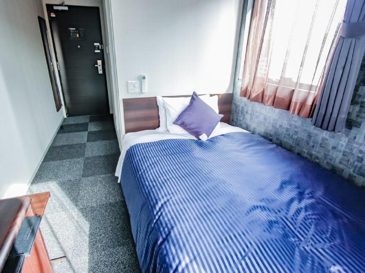 Hotel Livemax Premium Umeda East Osaka Exterior photo